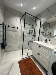 Skylum 17th Floor Apartment