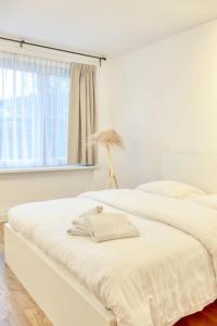 Chic 3-BR Oasis in Ghent - Stylish Interiors