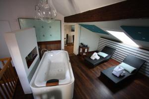 Water Suite room in Elements Hotel