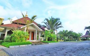 AZHIMA Resort and Convention