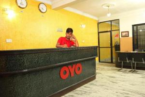 OYO 381 Hotel Pashupati Plaza