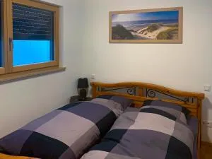 Wohnung möbliert, abgeschlossen und verkehrsgünstig gelegen - Freimann