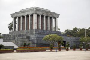 khach san phuong dong