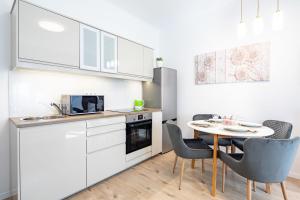 Central - Cozy - New