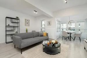 Funkcjonalny Apartament Smart TV & WiFi by Noclegi Renters - Malawa