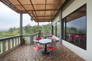 Fafa Hill Hotel and Resort