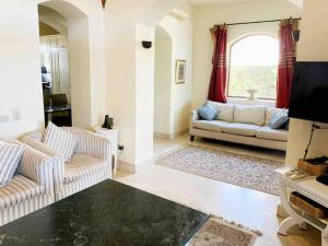 Private Villa with heated pool and lagoon