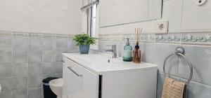 Sunny Garden 1 BR Apartment Arona