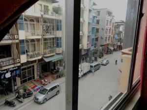 Halong Happy Hostel