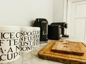 Basement Beauty Bennett Street