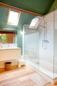 Cozy Retreat with Sauna near Gent-St-Pieters