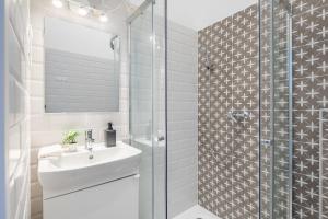 Central - New - Easy Sleep