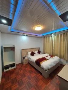 Charikot Downtown Hotel - Monjo