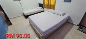 An najmie roomstay paka - Paka