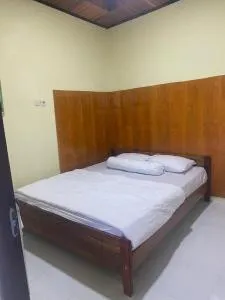 Raja Ampat Family Guest House - 索龙