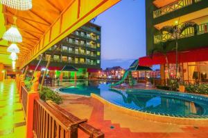 Phuphaya Resort Pattaya