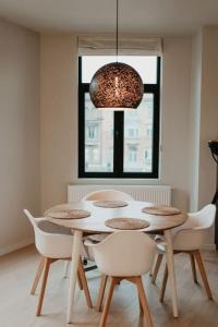 Modern home near Ghent - Easy Access, Ideal Living