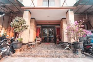 OYO 1737 Hotel Celvasha