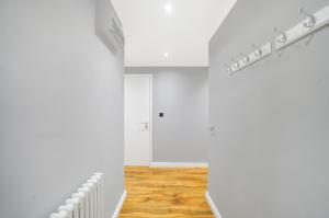 A beautiful stylish 2 Bedroom Apartment -City of London