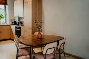 3-BR Suburban Retreat - Heusden