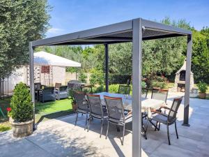 Holiday Home Ive by Interhome 