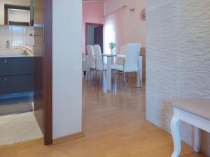 Apartment Danica-2 by Interhome 