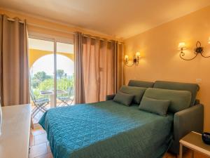 Apartment Les Calanques Spa Thalassothérapie-4 by Interhome