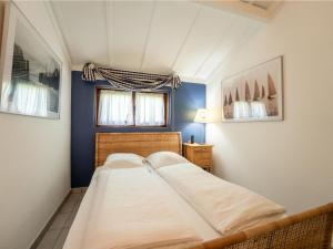 Holiday Home Noordzeepark Zeewind 2-12 by Interhome