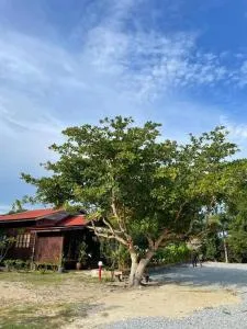 Kapas View, Zaki's Residence, Marang, Terengganu - Kampong Kijing