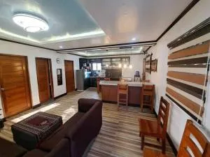 Anas Sweet Home w Wifi, Karaoke n Free Parking - Caylaway