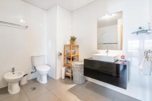 Praia Da Rocha Ocean View With Pool by Homing