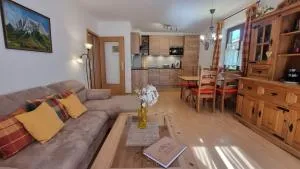 Alpenveilchen -212- - Krün