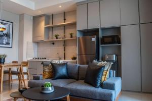Samara Suite 2BR Homey Apartment