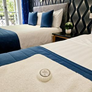 Triple Room - En Suite room in George Hotel