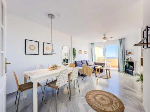 101-Apartment, Stunning Views, Riviera del Sol