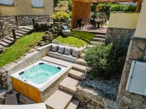 Alma Invicta Padrões I ( w/ Private Swimming Pool) - Sidros