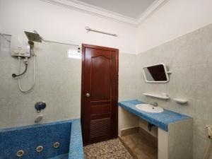 Road Riders Cambodia Guesthouse