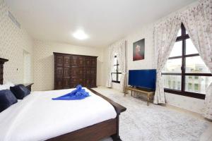5BHK With Pool Villa Falcon City Of Wonders