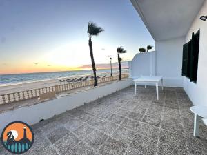 Cala Regla San Alvaro Surf House