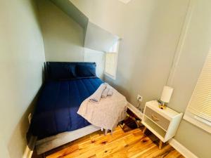 4BR-1.5BA Electric Vehicle Charger-25min Falls