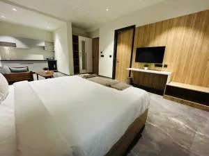 Hotel Akoya, Shamshabad Airport - Kosgi