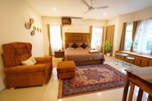 Walisons Homestay Spirea 3 - BHK with Balcony B2