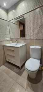 ACOGEDOR APARTAMENTO CON TERRAZA Y VISTAS AL JARDIN