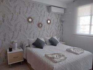 ACOGEDOR APARTAMENTO CON TERRAZA Y VISTAS AL JARDIN