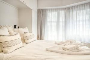 Spacious and Cosy 2-Bedroom seaside Apartment in K