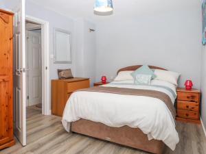 Brixham Breeze Cabin