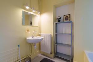 Appartements Les Proyes - Appt pour 6 avec jardin : photos des chambres