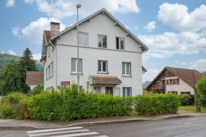 Appartements Les Proyes - Appt pour 6 avec jardin : photos des chambres