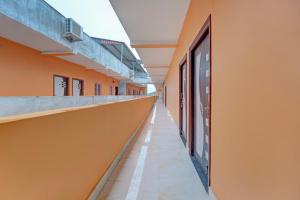 Super Hotel O Siddhi Vinayak Hotel & Banquets