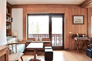 Beautiful 3 bedroom flat in Cortina with car park